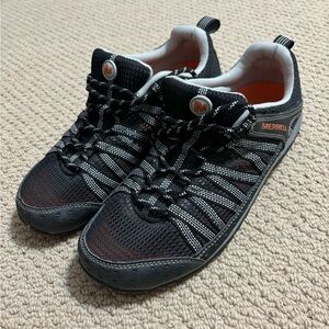 Merrell Hymist men's minimalist trail running/hiking shoes Black & Orange Size 8